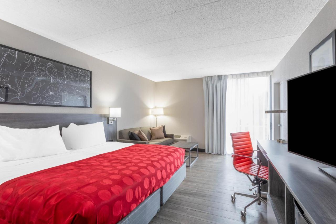 Ramada By Wyndham Tucson Airport Hotel Drexel Heights