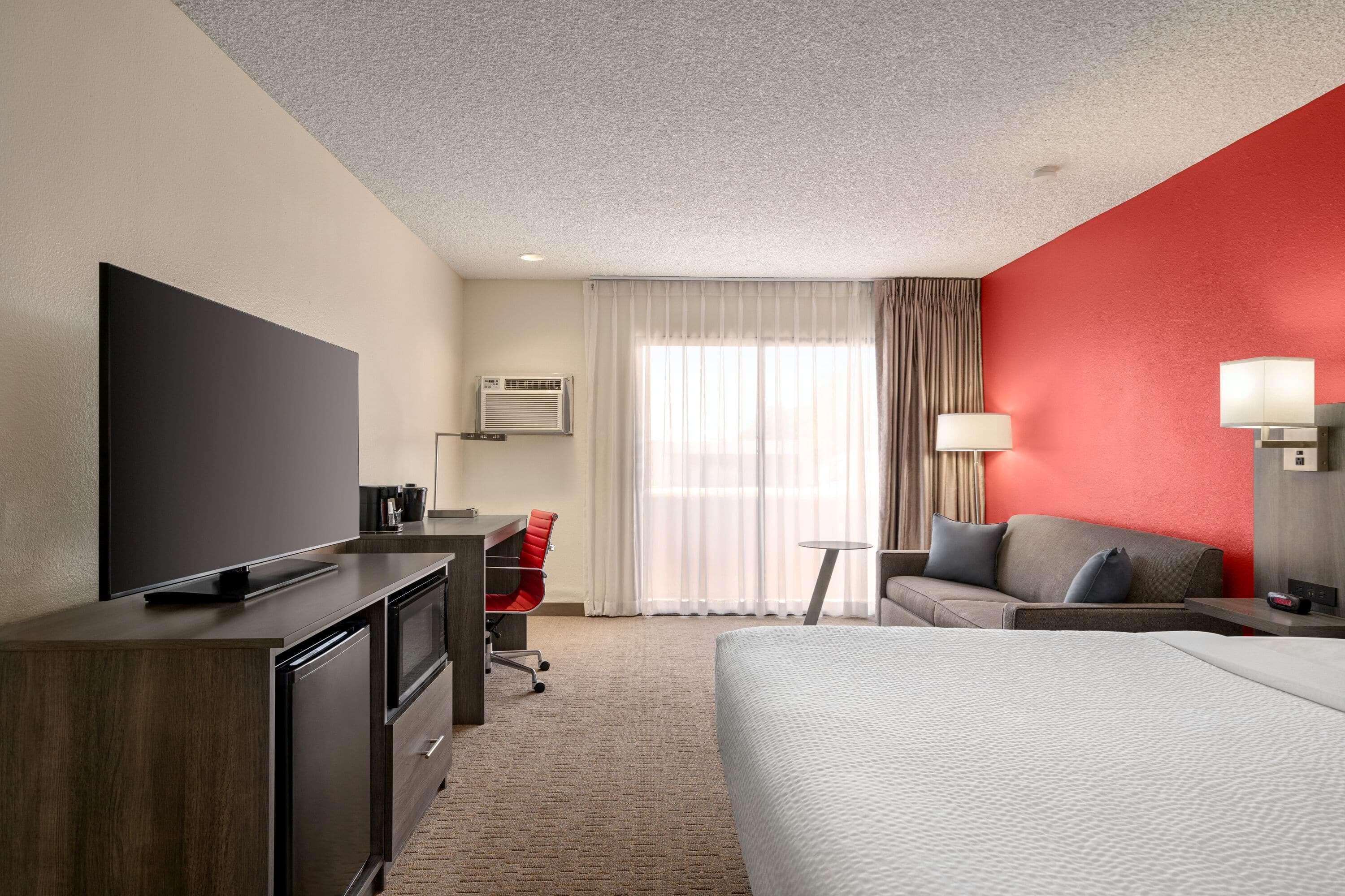 Ramada By Wyndham Tucson Airport Hotel Drexel Heights