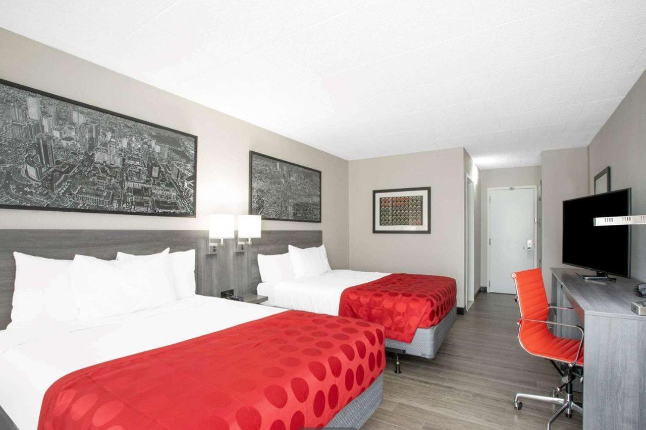 Ramada By Wyndham Tucson Airport Drexel Heights