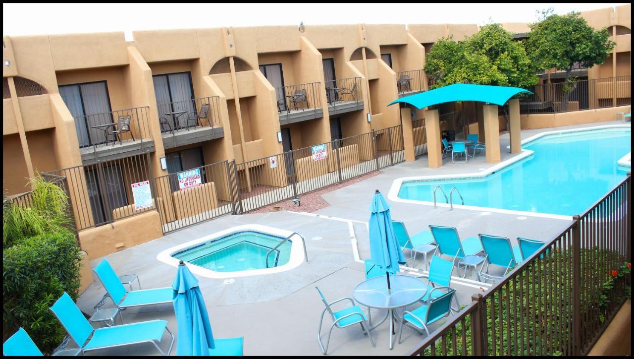 Ramada By Wyndham Tucson Airport