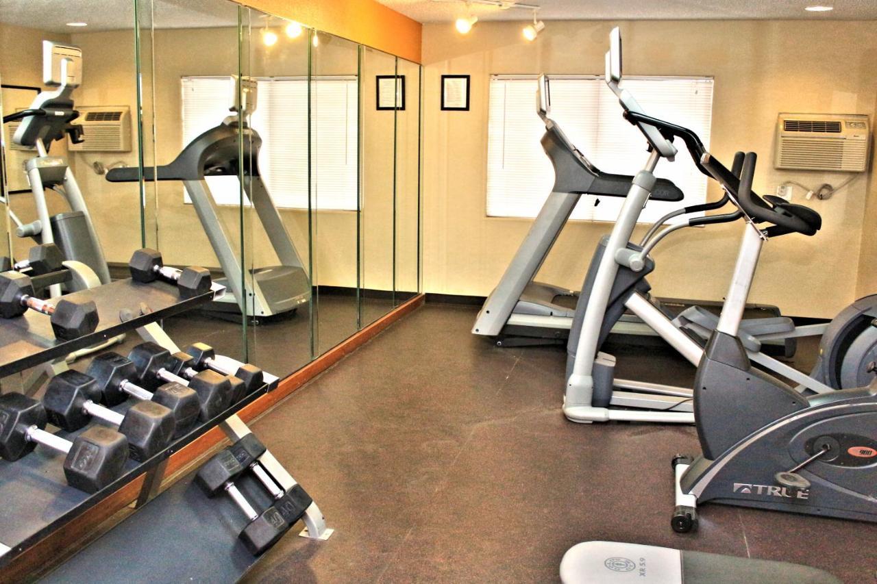 Ramada By Wyndham Tucson Airport Drexel Heights