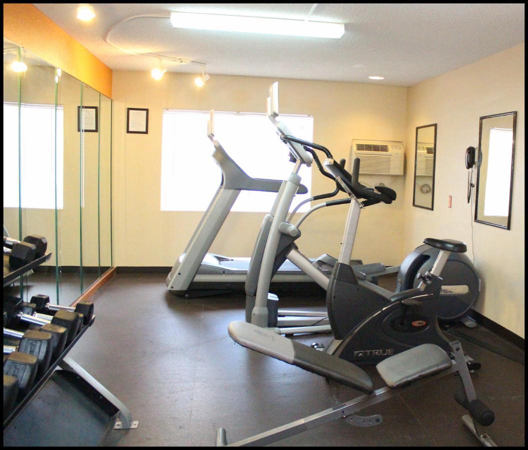 Ramada By Wyndham Tucson Airport Drexel Heights