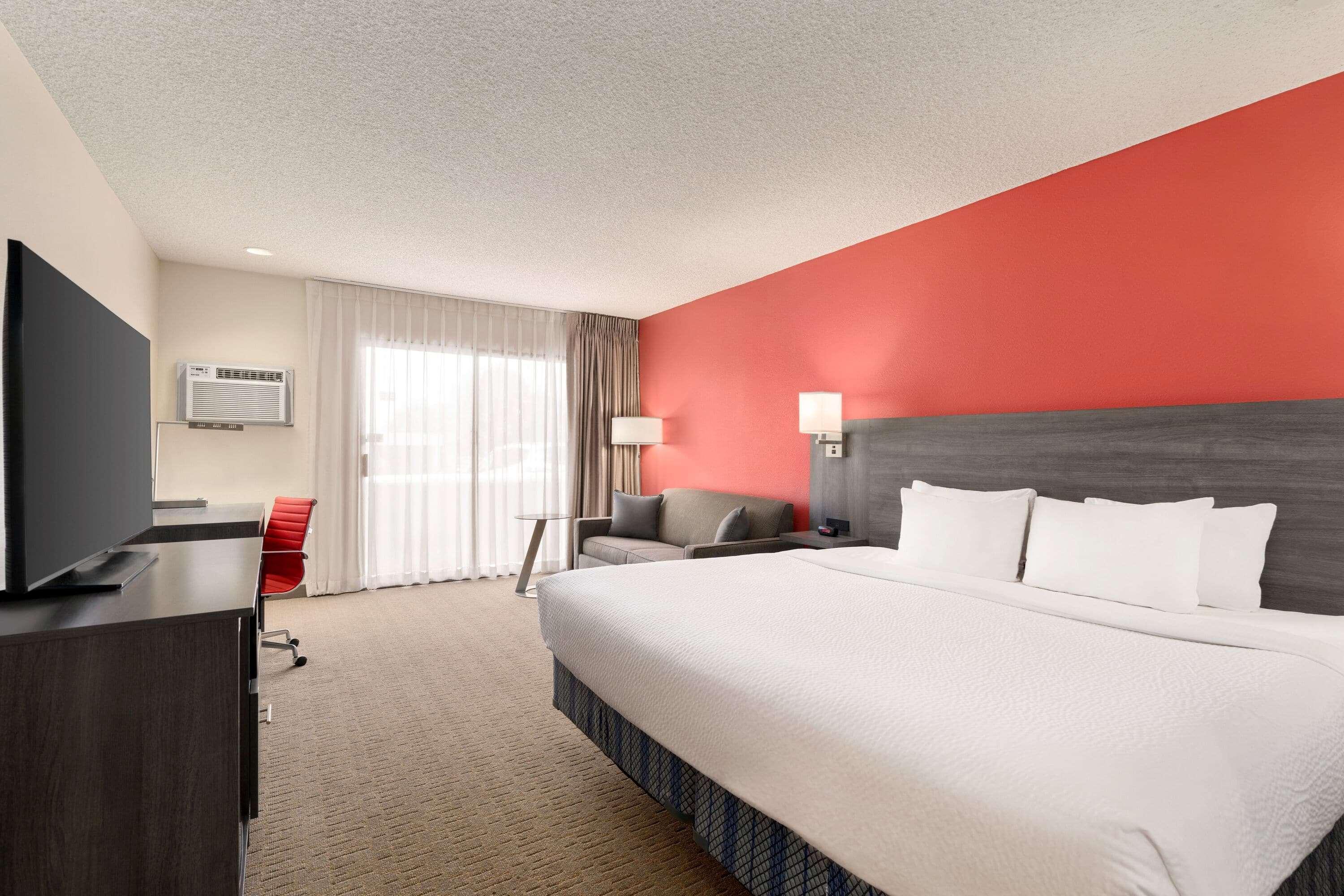 Hotel Ramada By Wyndham Tucson Airport 3*