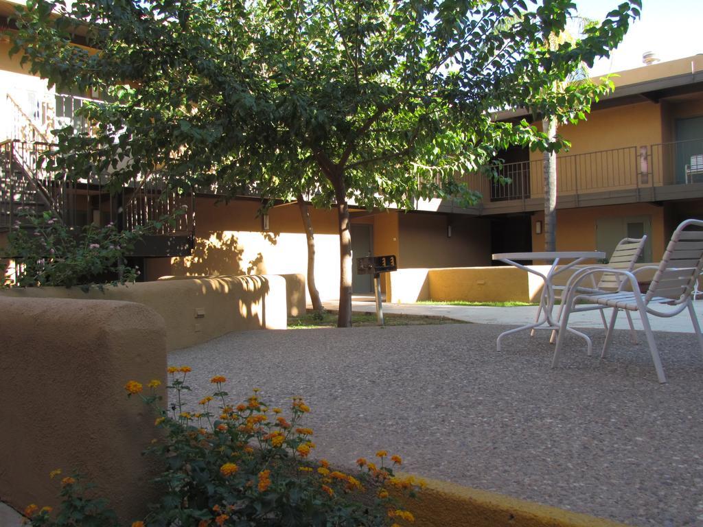 Ramada By Wyndham Tucson Airport Hotel 3*