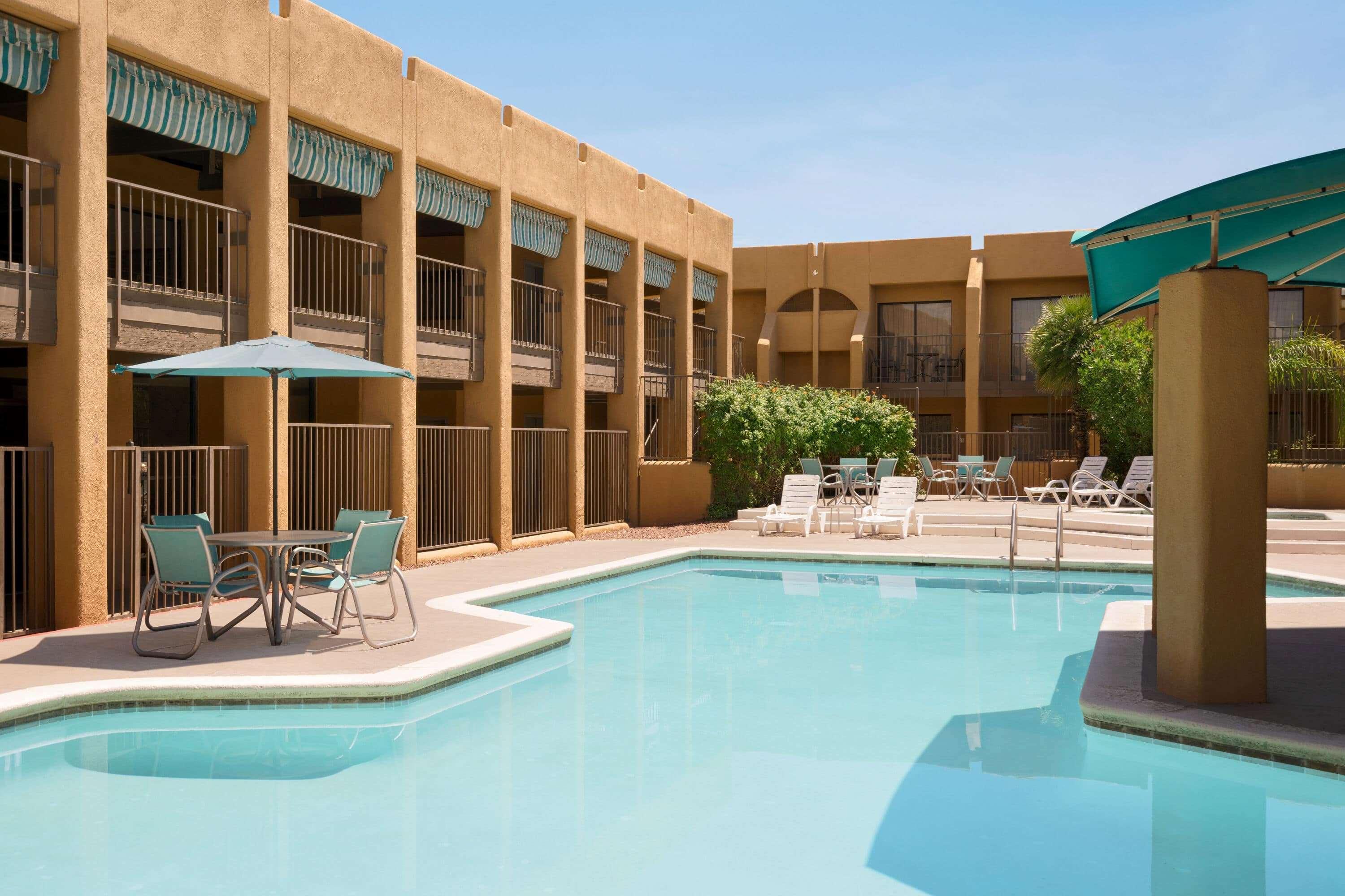 Ramada By Wyndham Tucson Airport Hotel